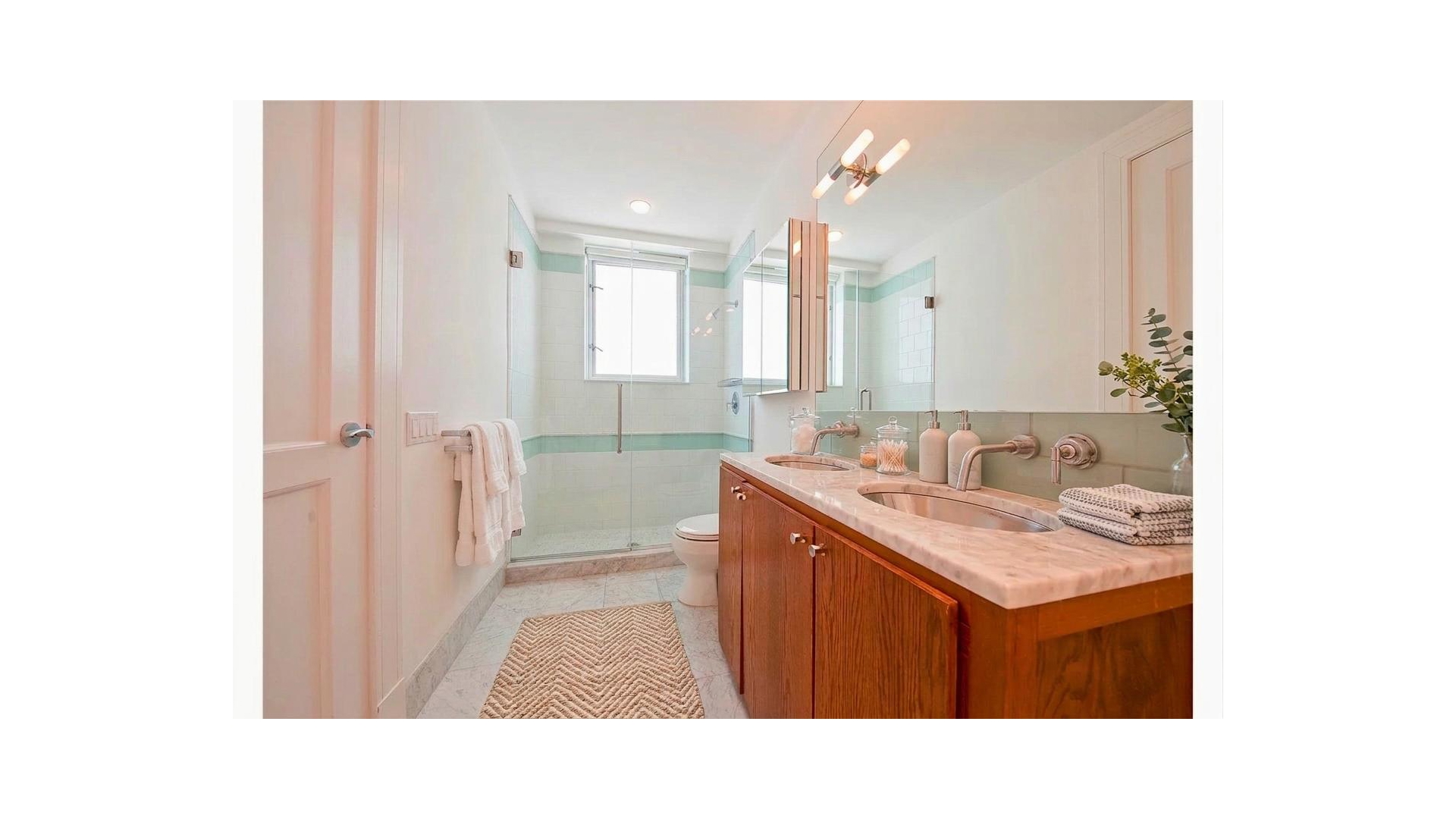 #6 photo, 426 W 58TH Street, ম্যানহাটন Hell's Kitchen , NY 10019