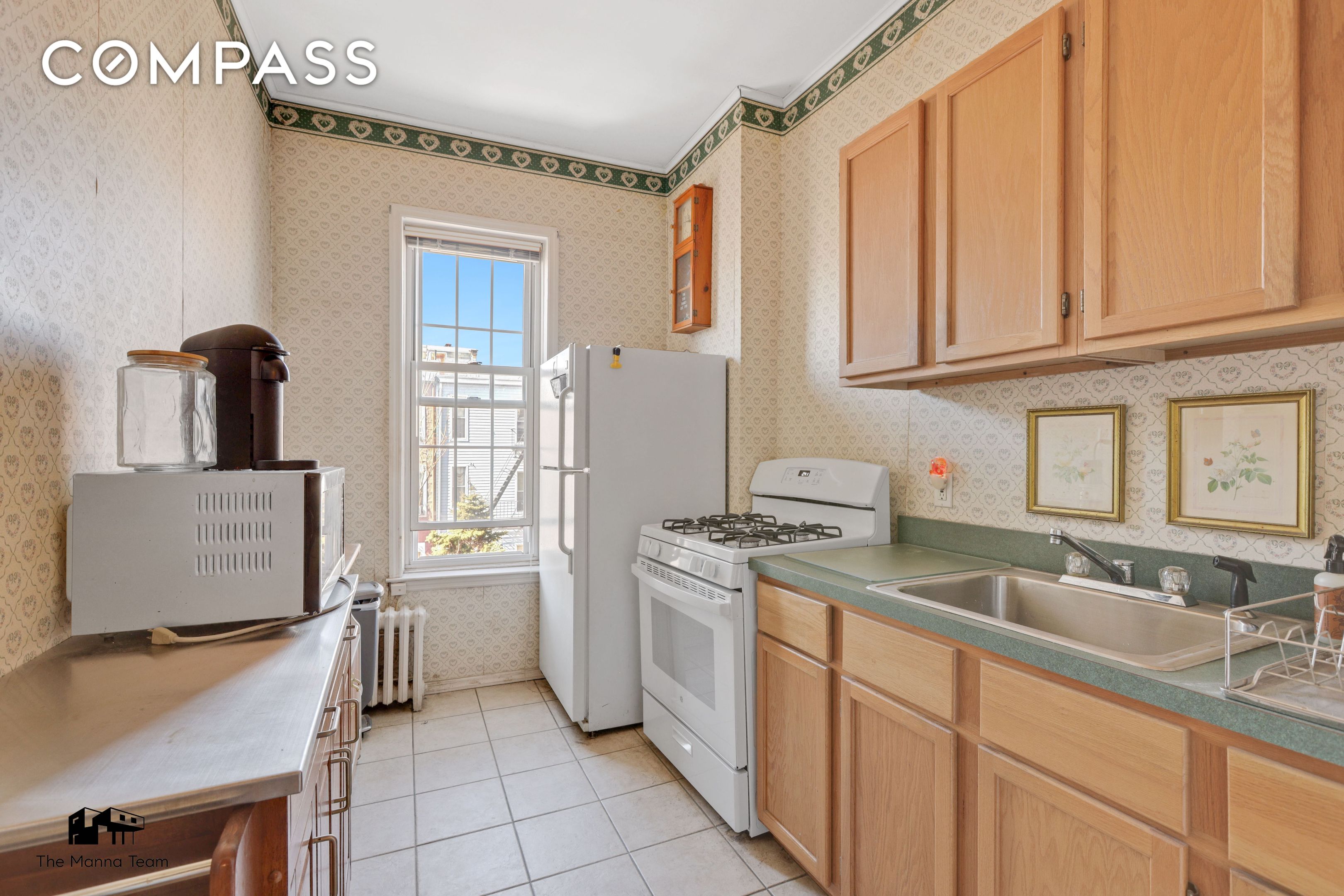 #13 photo, 51 Apollo Street, Greenpoint , NY 11222