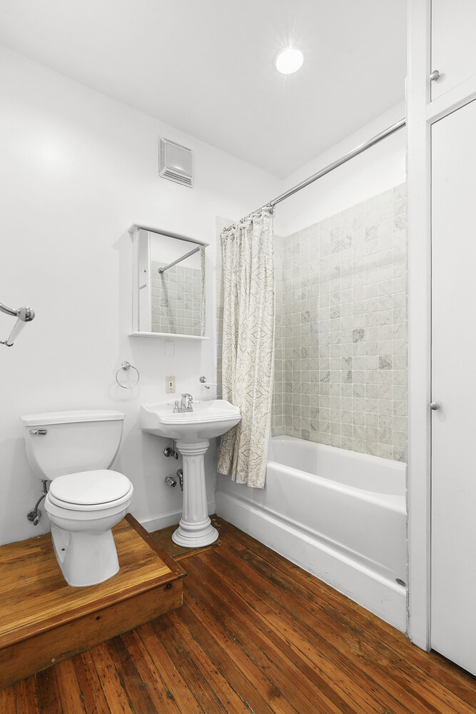 #8 photo, 237 LAFAYETTE Street, ম্যানহাটন Nolita , NY 10012