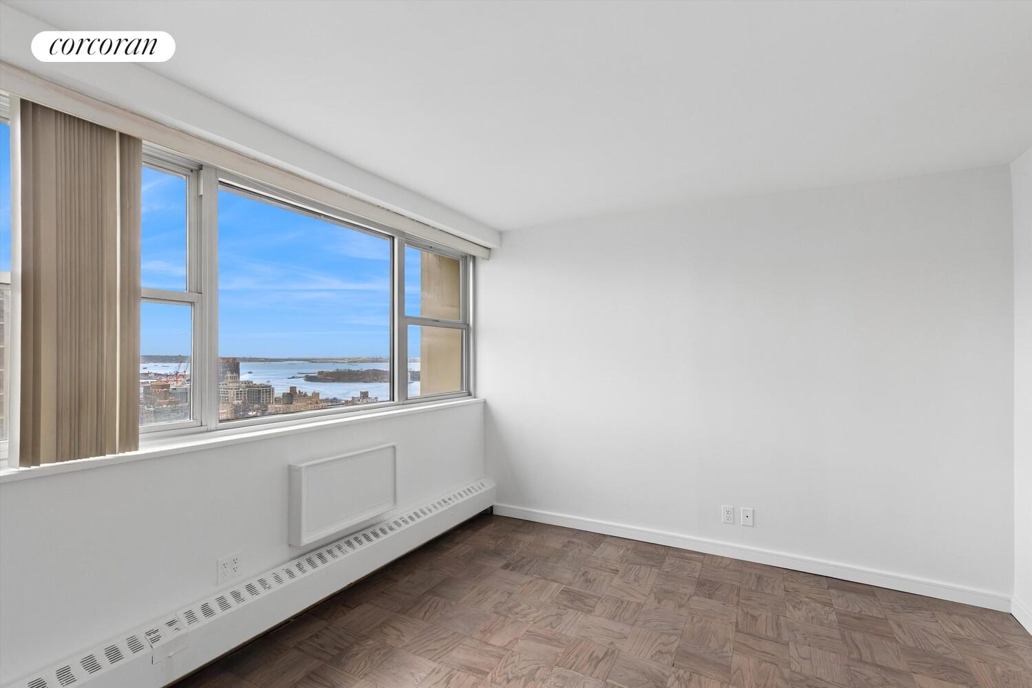 #15 photo, 75 HENRY Street, Brooklyn Heights , NY 11201