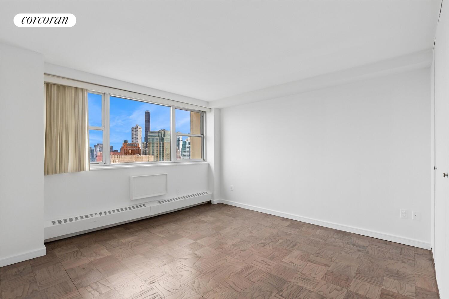 #17 photo, 75 HENRY Street, Brooklyn Heights , NY 11201