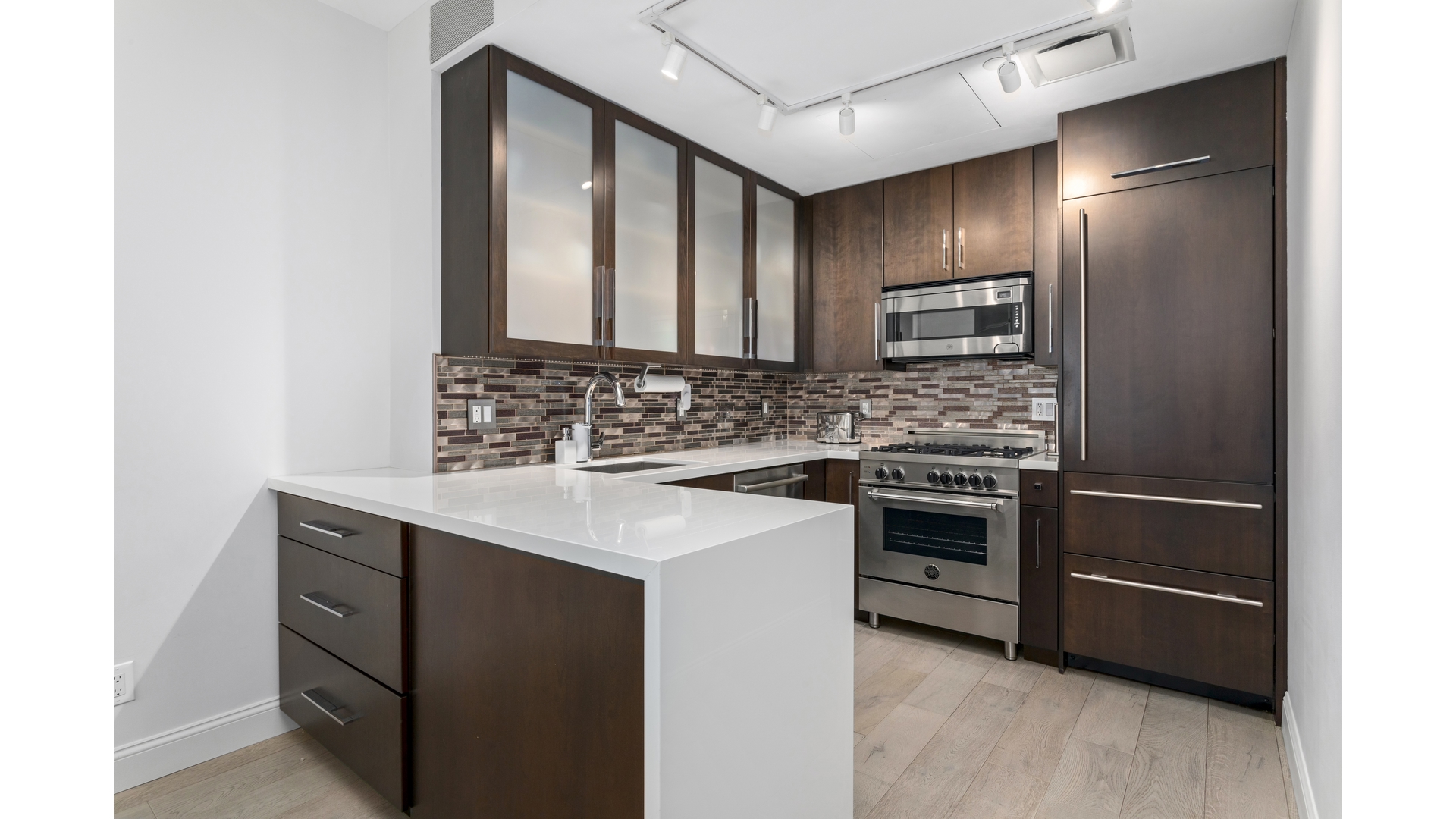 #7 photo, 16 W 21ST Street, ম্যানহাটন Flatiron , NY 10010