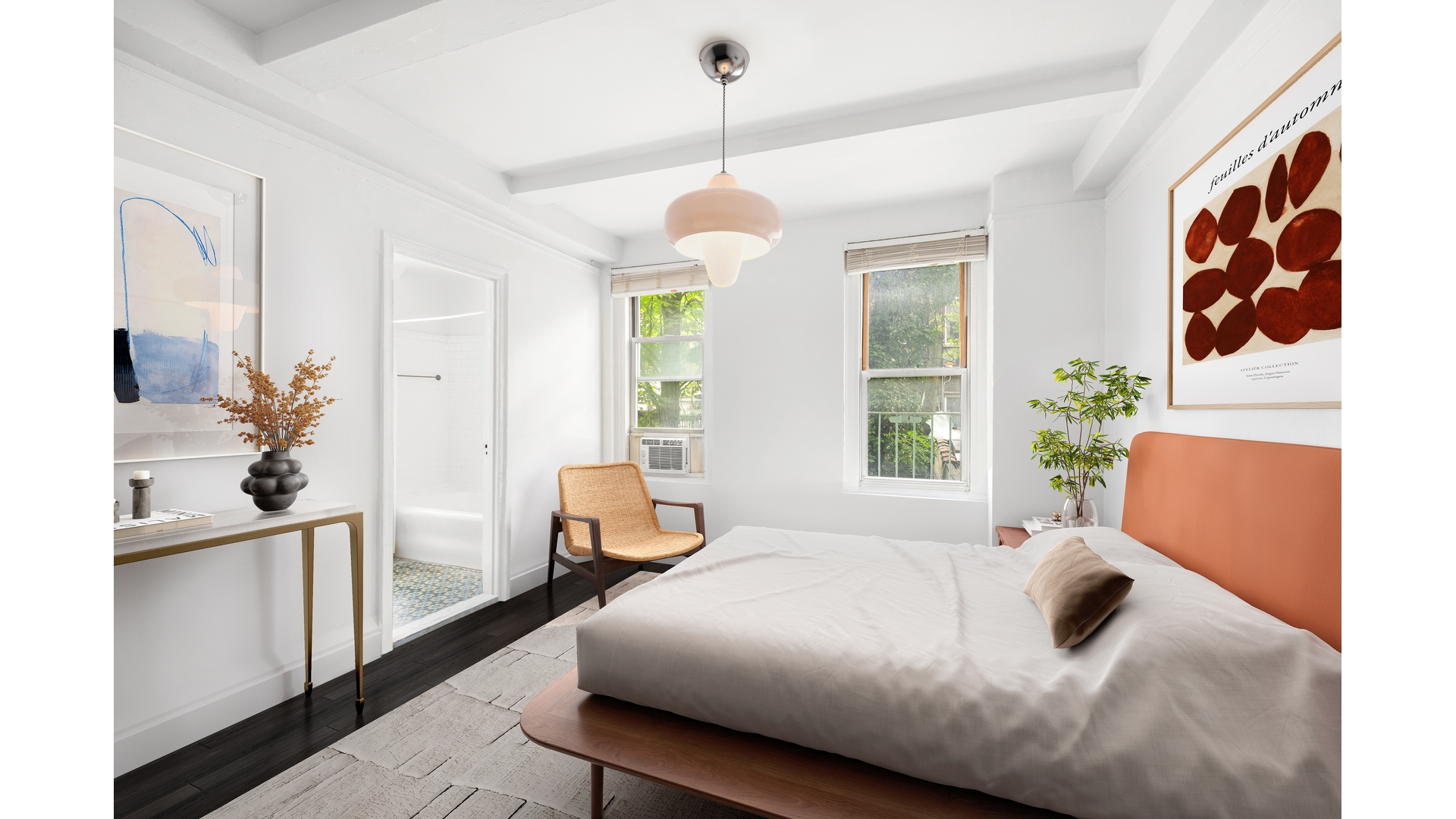 #5 photo, 325 W 45TH Street, Hell's Kitchen , NY 10036