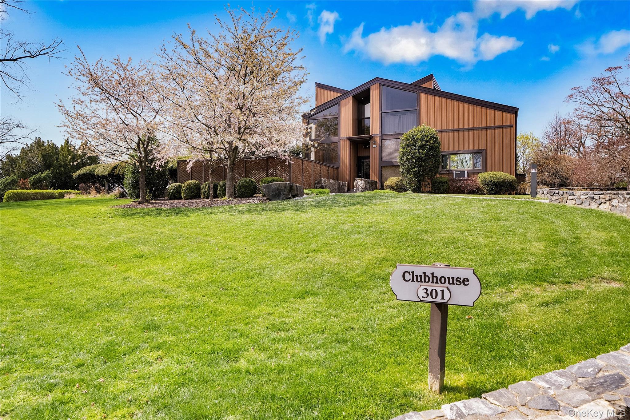 #11 photo, 227 Martling Avenue, Tarrytown , NY 10591