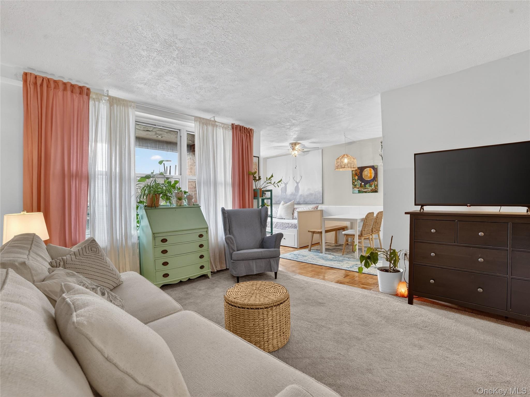 #12 photo, 3311 Giles Place, Bronx , NY 10463