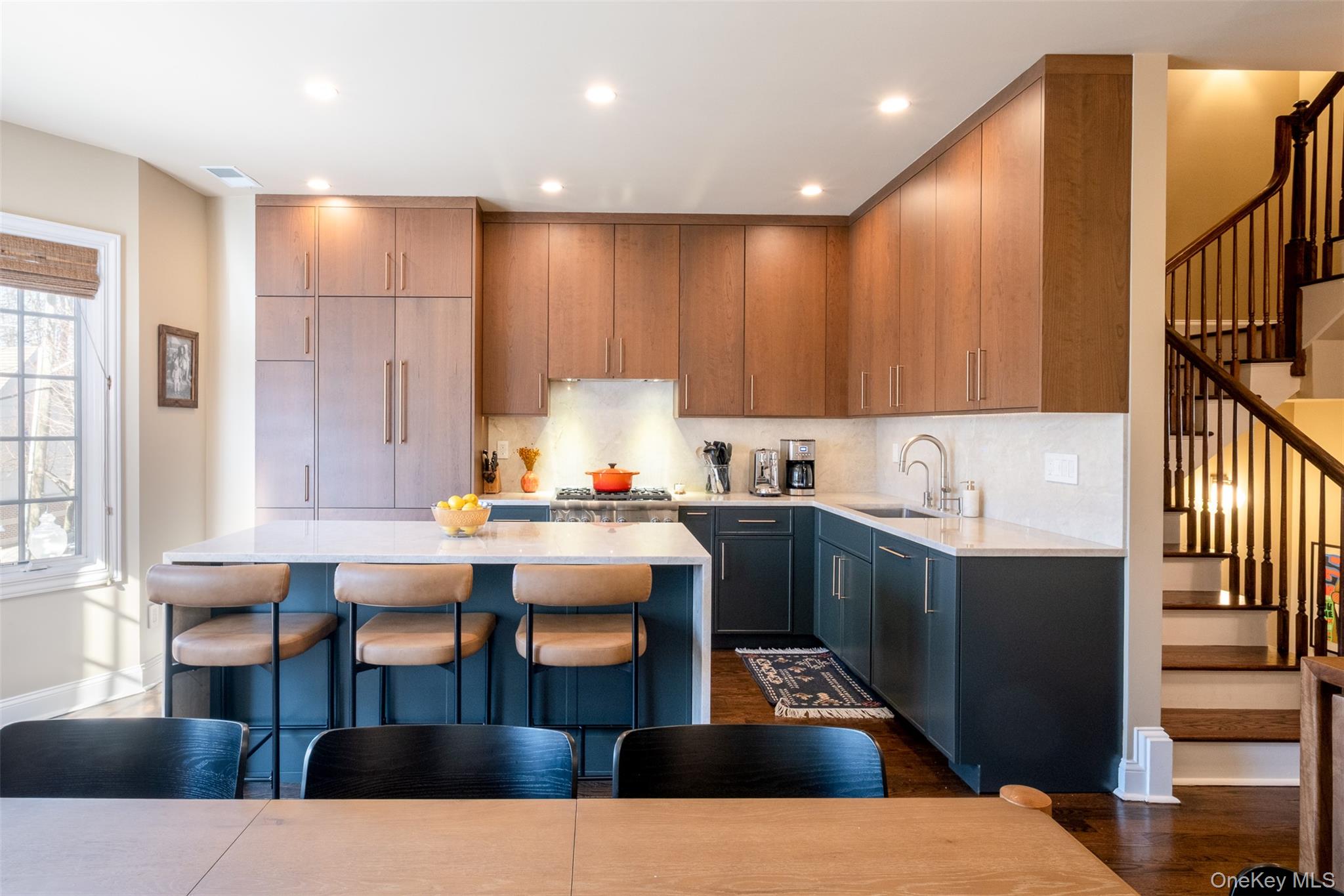 #10 photo, 35 1st Street, Pelham , NY 10803