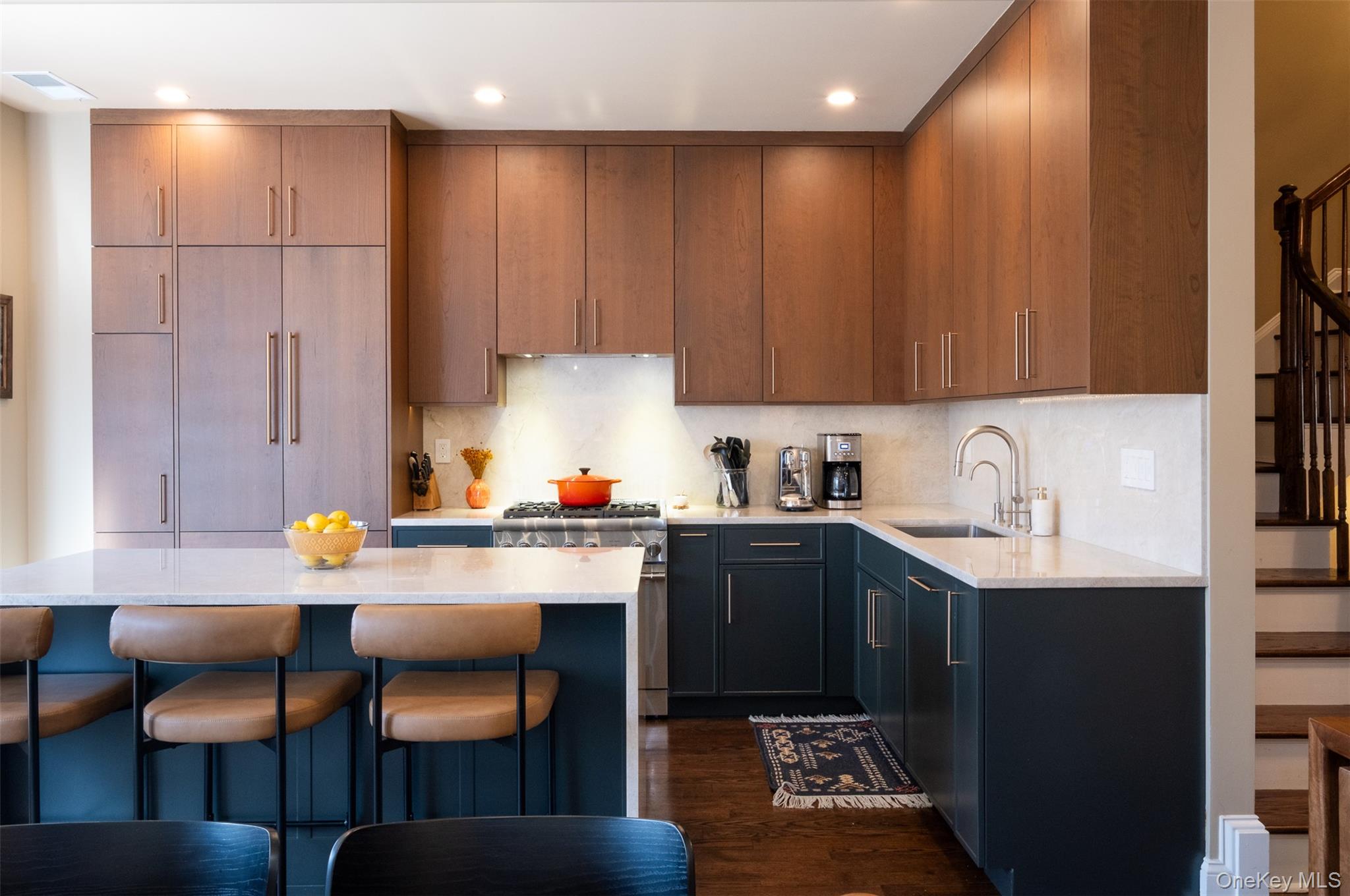 #11 photo, 35 1st Street, Pelham , NY 10803