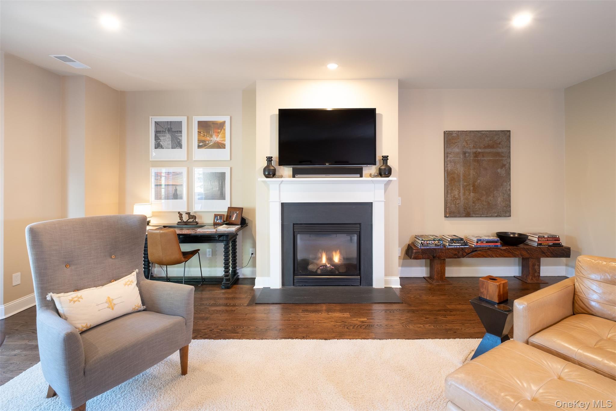 #14 photo, 35 1st Street, Pelham , NY 10803