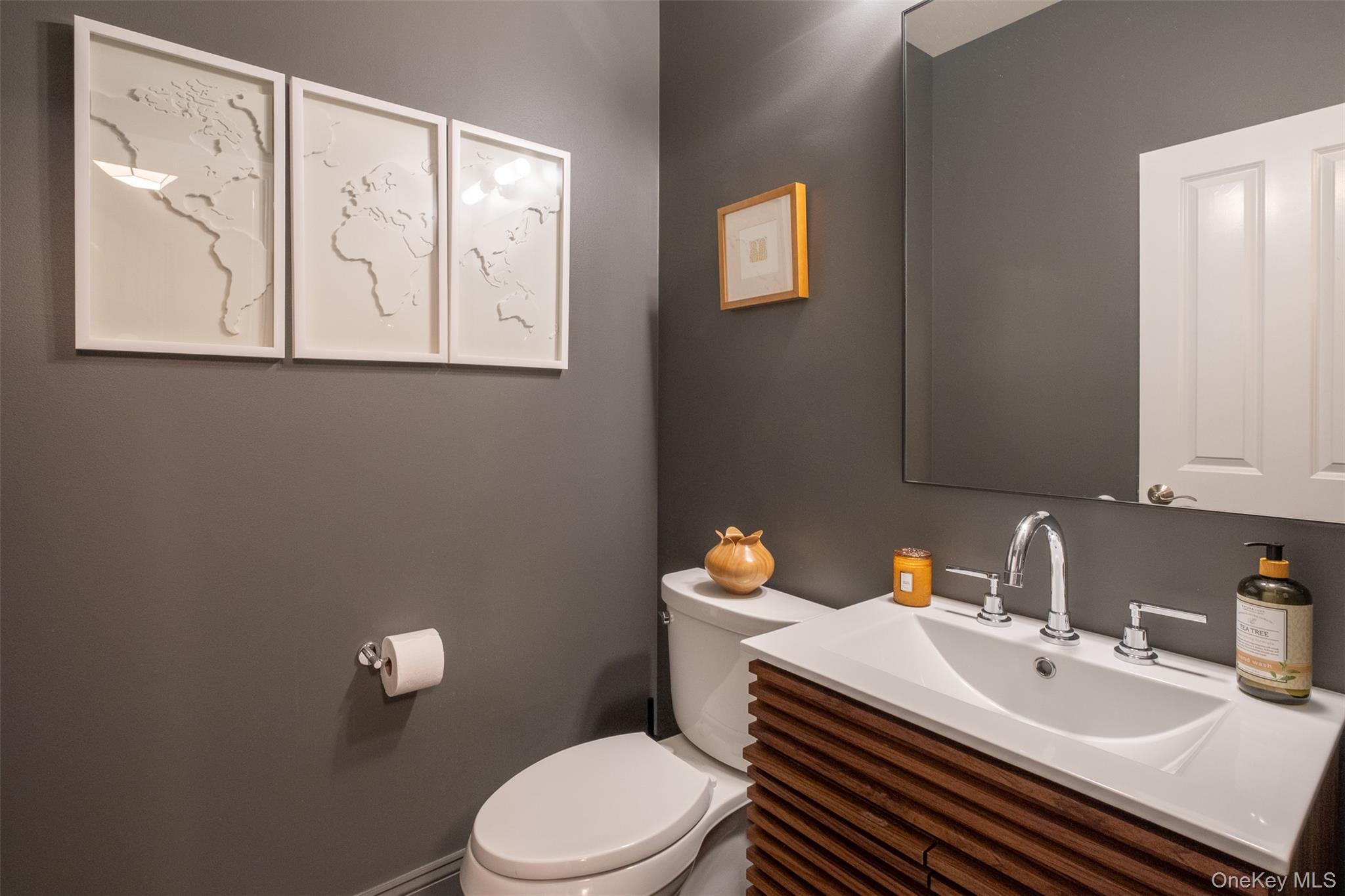 #15 photo, 35 1st Street, Pelham , NY 10803