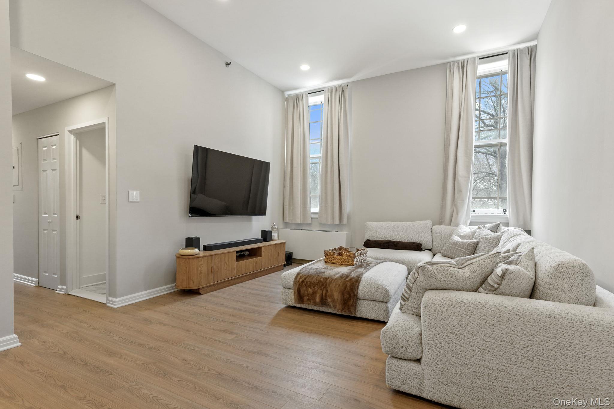 #1 photo, 5108 Villa At The, Peekskill , NY 10566