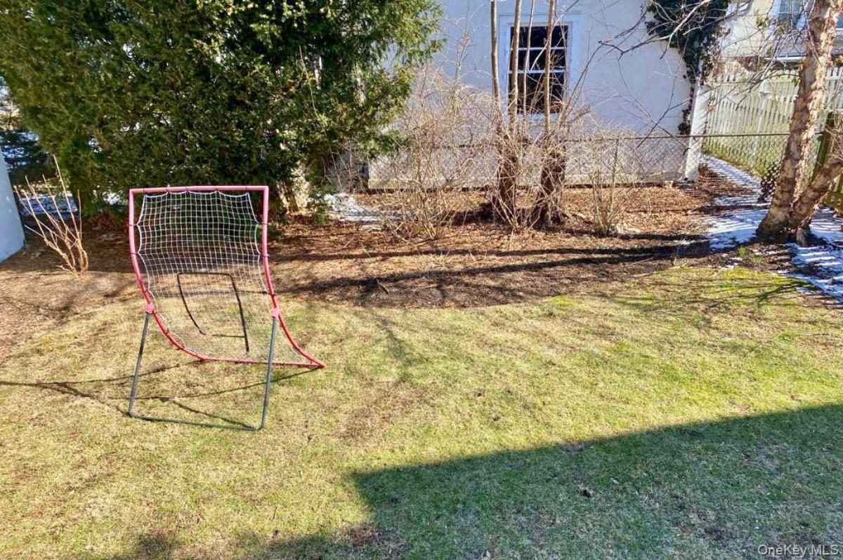 #15 photo, 34 Maplewood Street, Larchmont , NY 10538