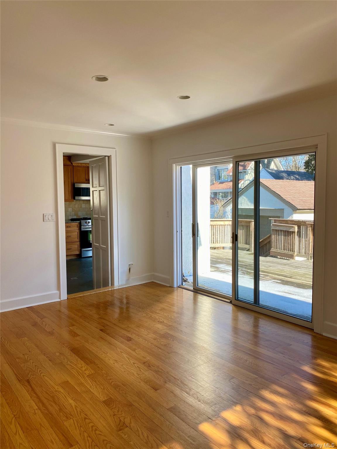 #9 photo, 34 Maplewood Street, Larchmont , NY 10538