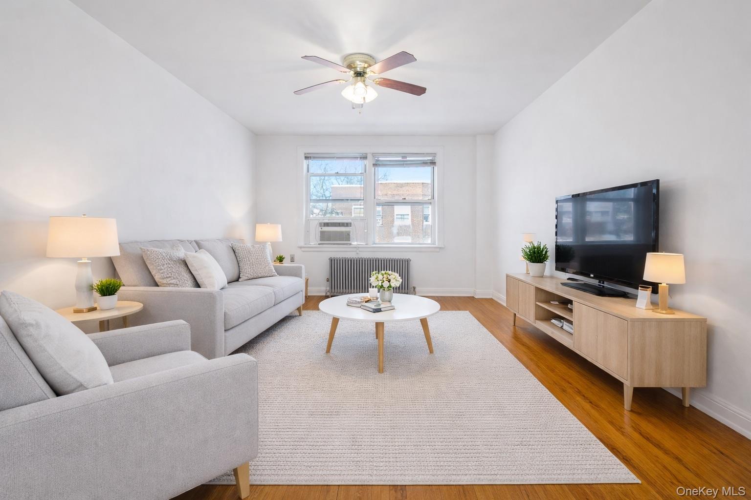 #3 photo, 141-24 78 Road, কুইন্‌স Kew Garden Hills , NY 11367