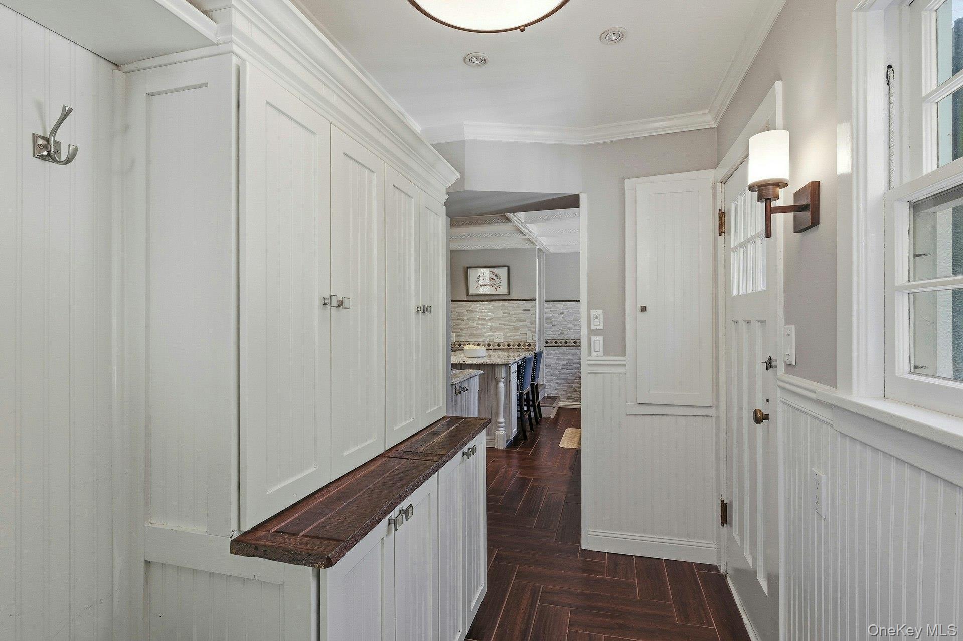 #16 photo, 6 Janssen Drive, Manhasset , NY 11030