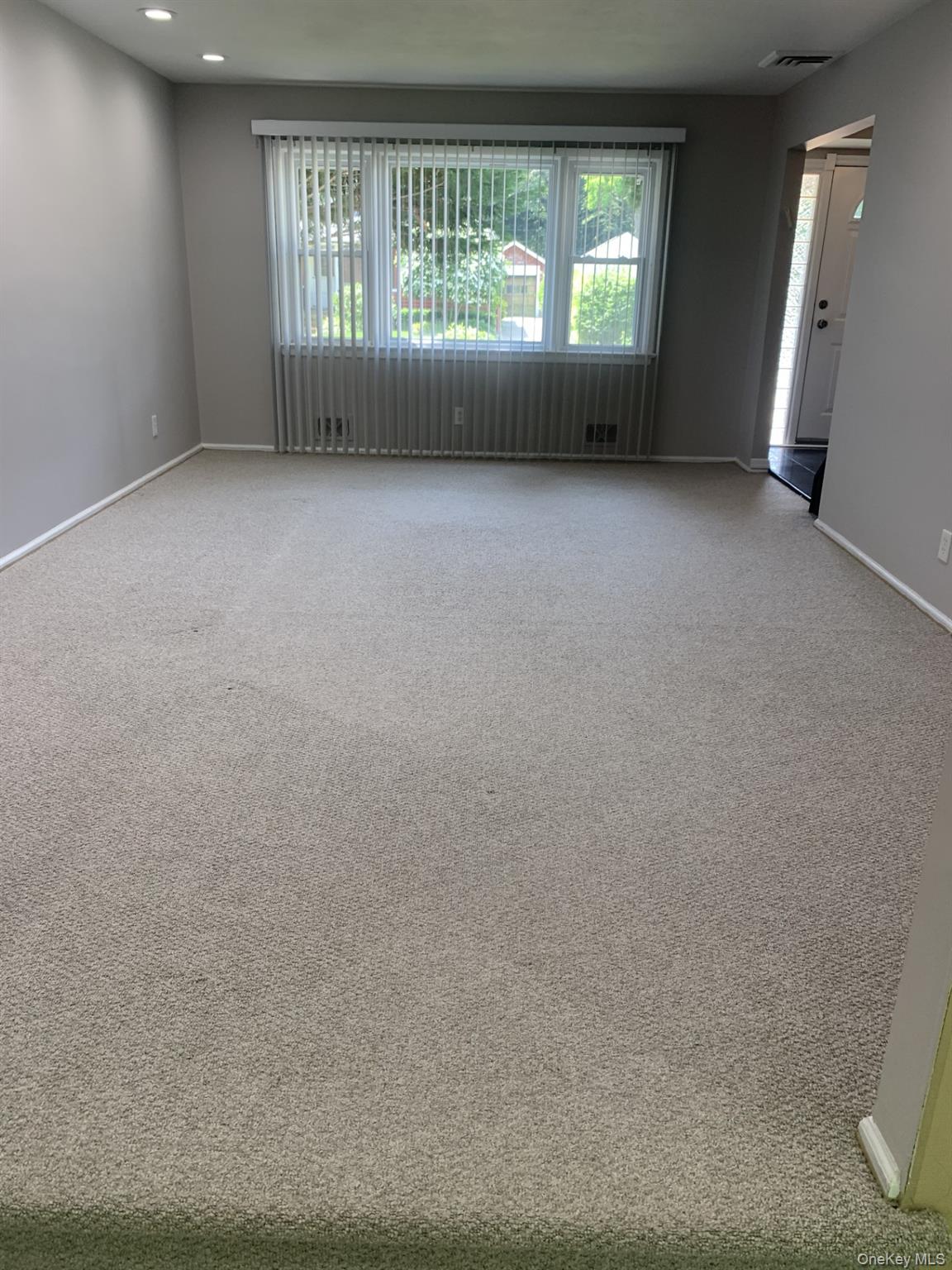 #4 photo, 220 Jackson Place, নাসাউ কাউন্টি Hewlett , NY 11557