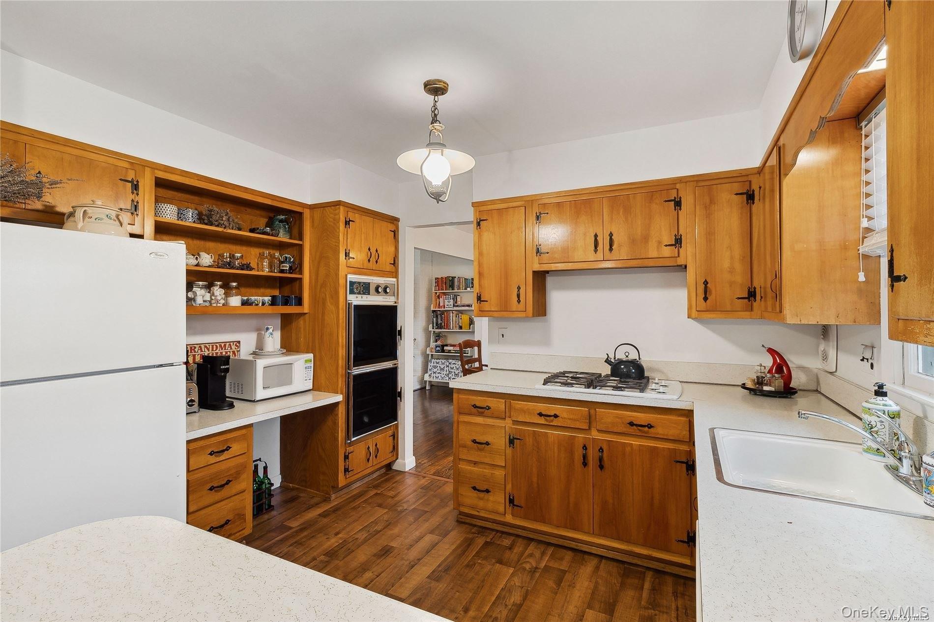 #7 photo, 990 Three Waters Lane, Orient , NY 11957