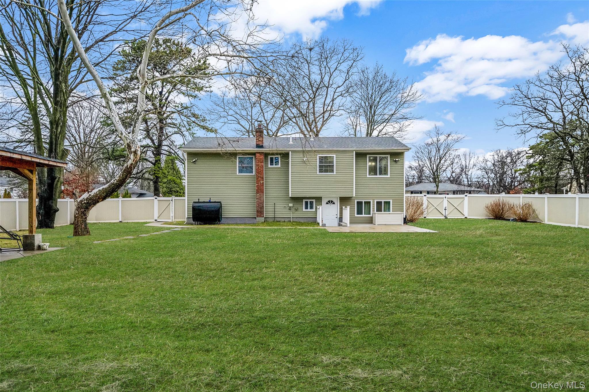 #7 photo, 508 Nostrand Avenue, সাফোক কাউন্টি Central Islip , NY 11722