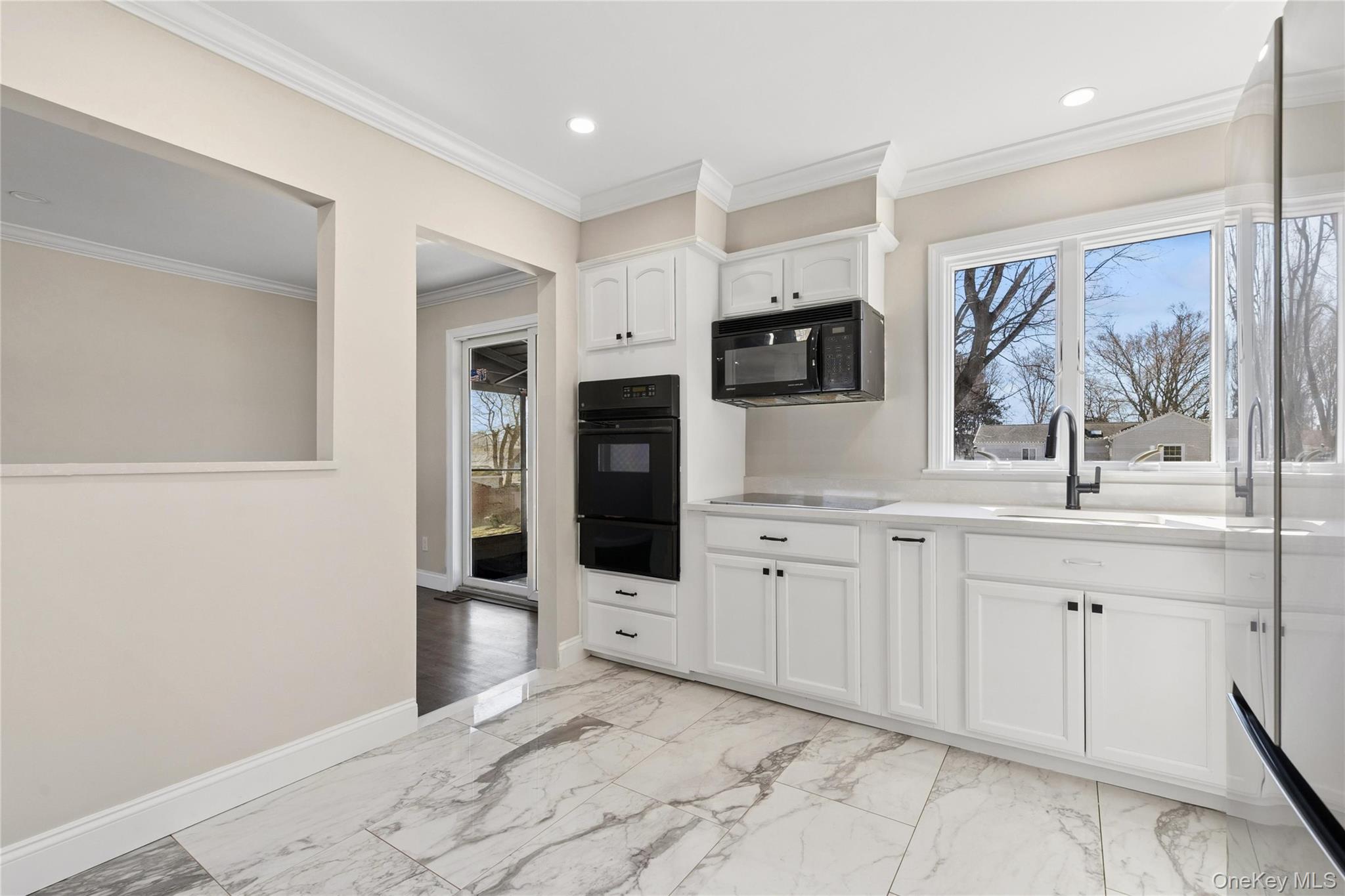 #12 photo, 236 Vermont Avenue, Bay Shore , NY 11706