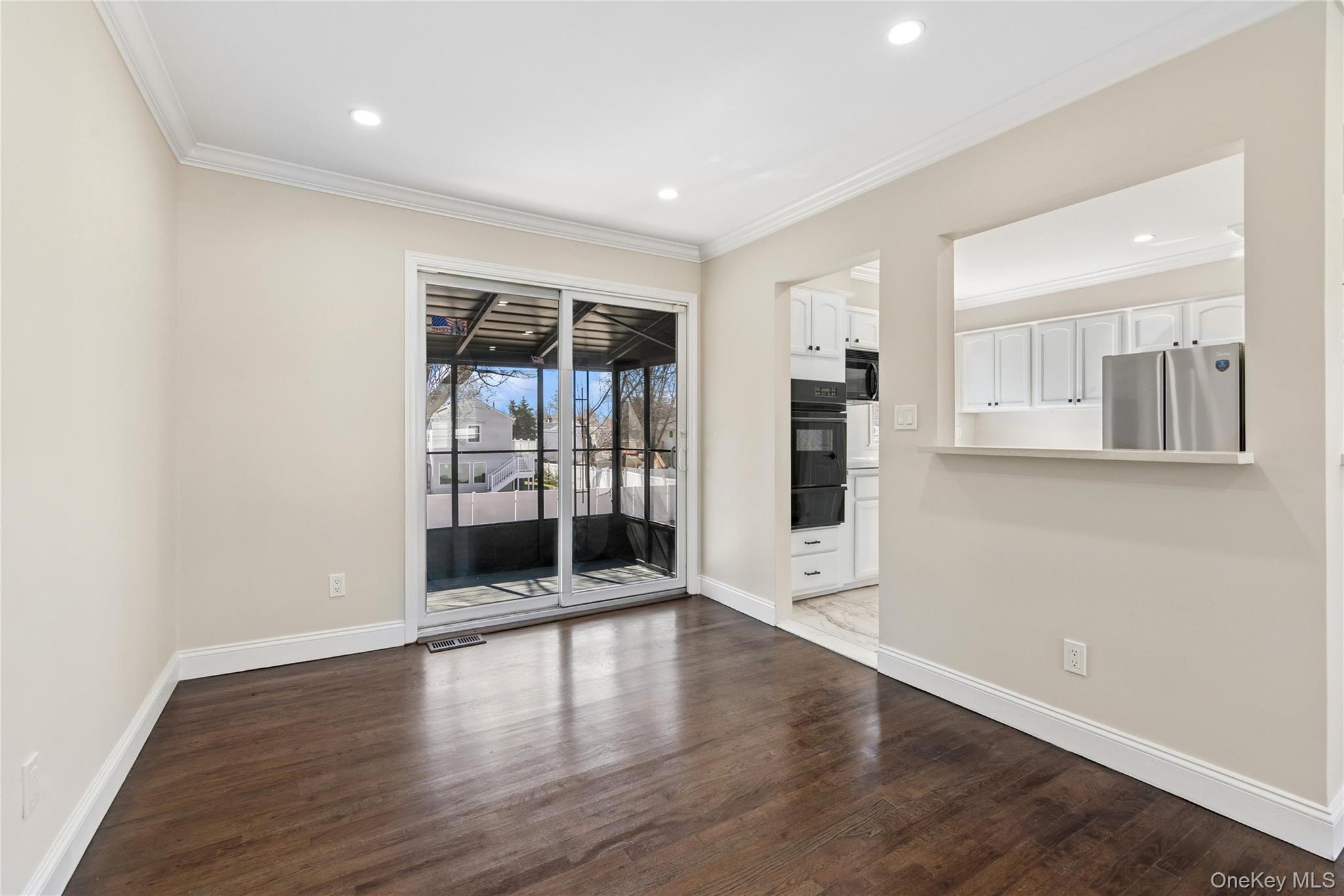 #8 photo, 236 Vermont Avenue, Bay Shore , NY 11706