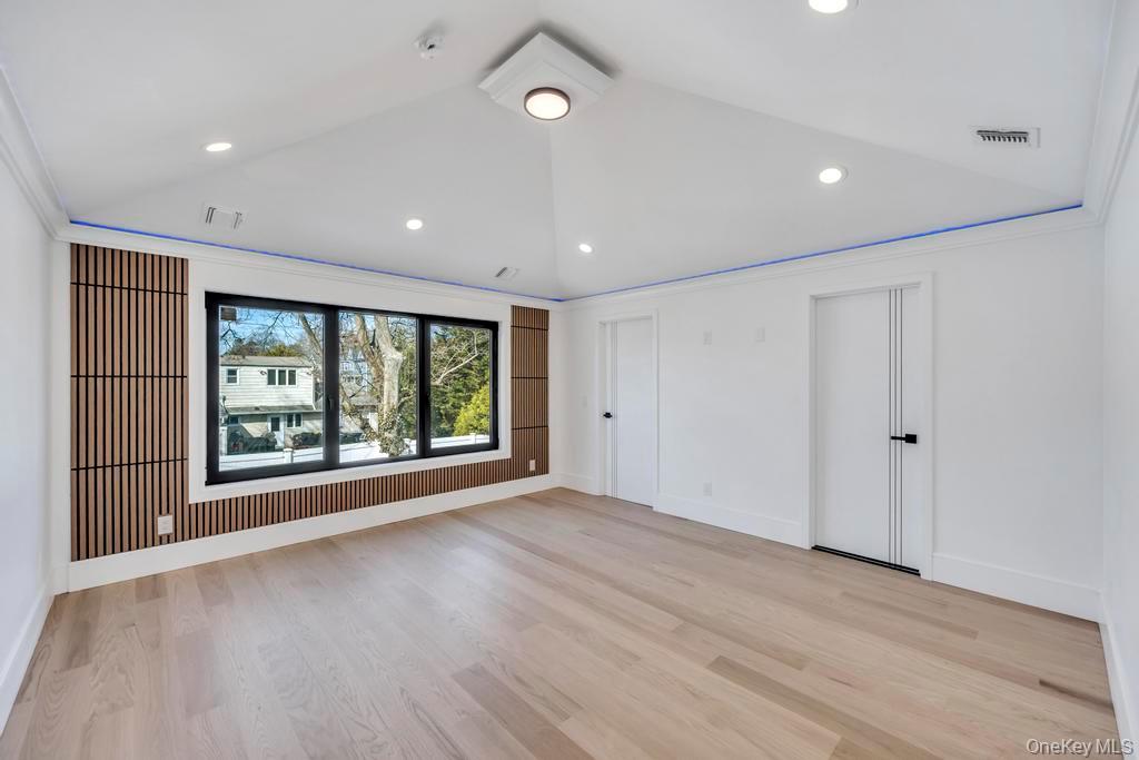 #12 photo, 26 Fieldstone Drive, Syosset , NY 11791