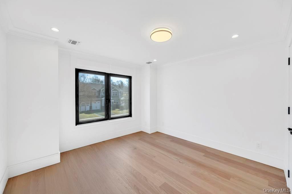 #13 photo, 26 Fieldstone Drive, Syosset , NY 11791