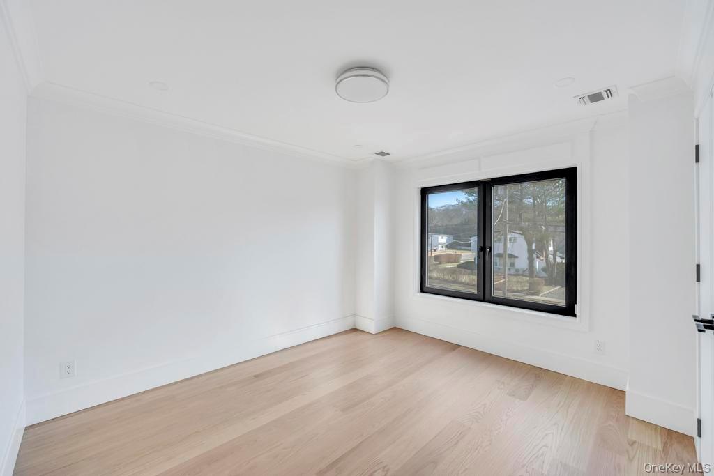 #16 photo, 26 Fieldstone Drive, Syosset , NY 11791