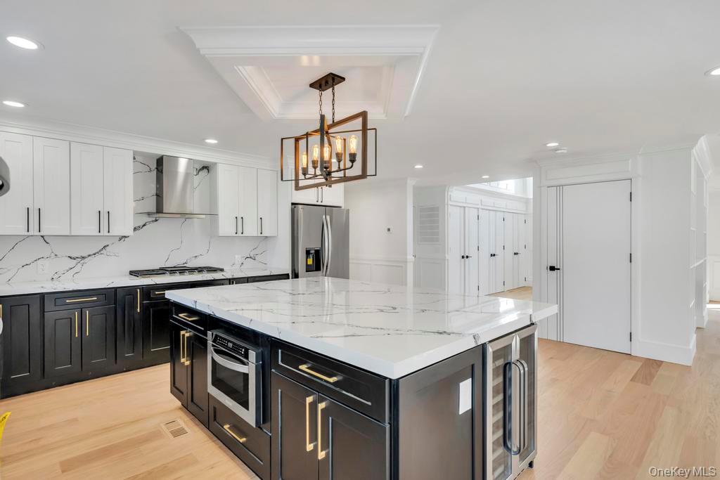 #3 photo, 26 Fieldstone Drive, Syosset , NY 11791