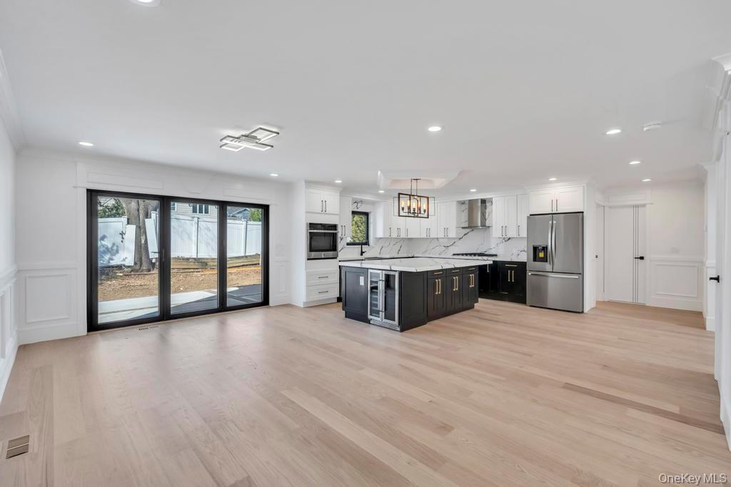 #7 photo, 26 Fieldstone Drive, Syosset , NY 11791