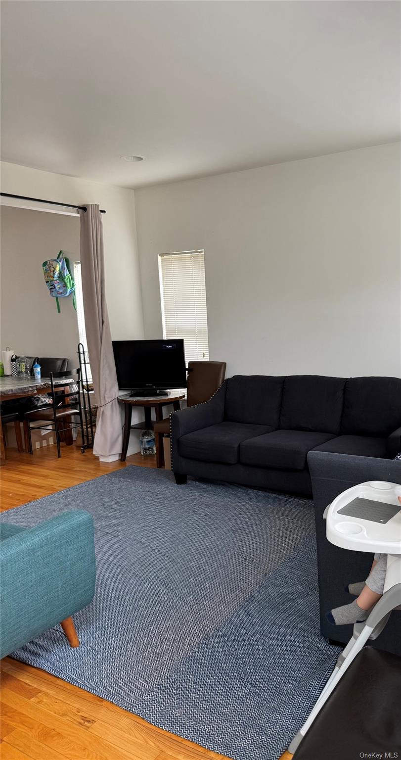 #12 photo, 6 Taylor Lane, Medford , NY 11763