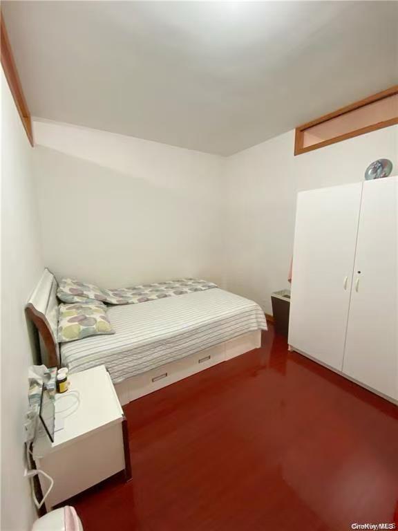 #5 photo, 88-11 Elmhurst Avenue, Elmhurst , NY 11373