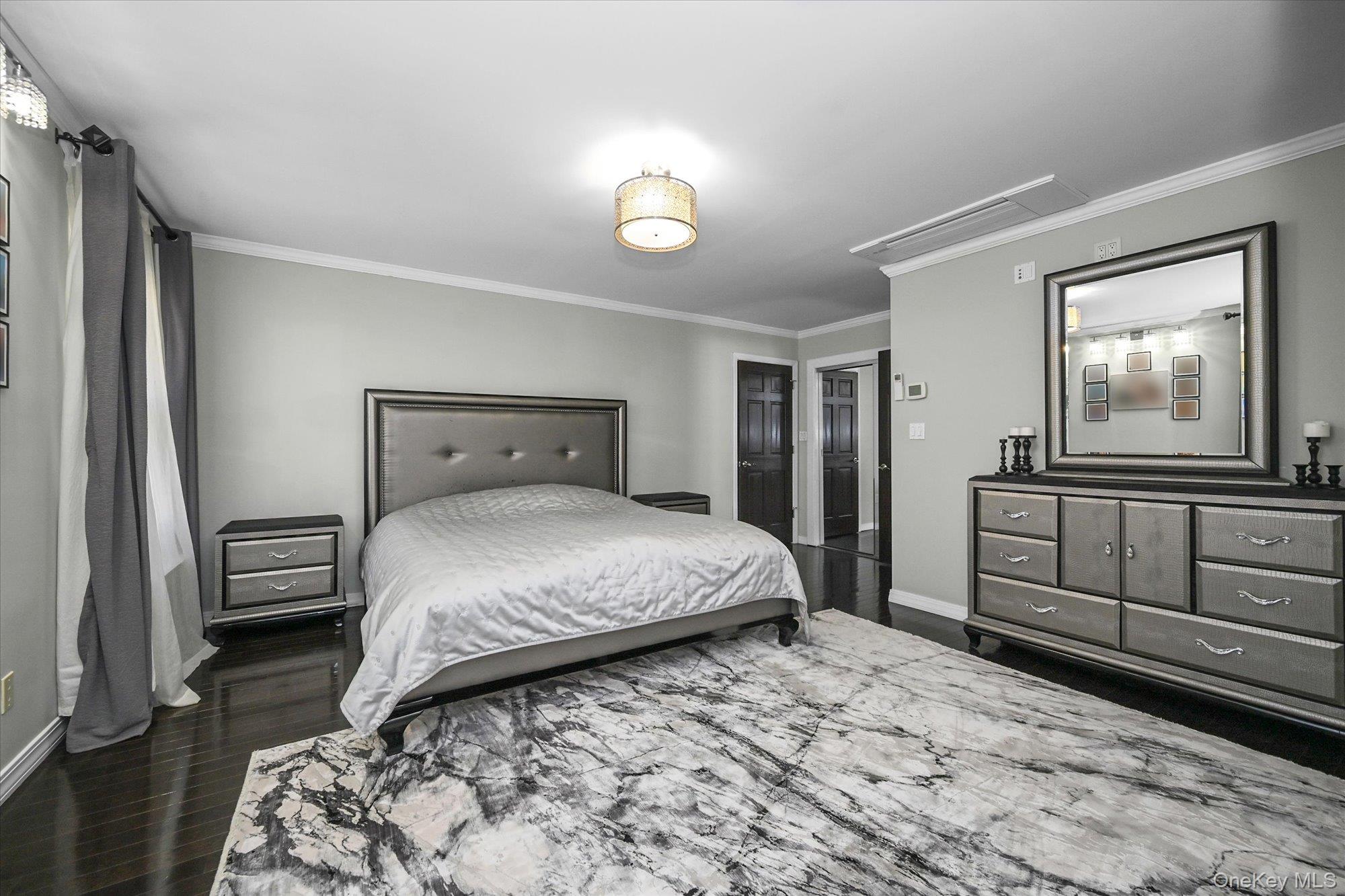 #10 photo, 8516 Abingdon Road, কুইন্‌স Kew Gardens , NY 11415