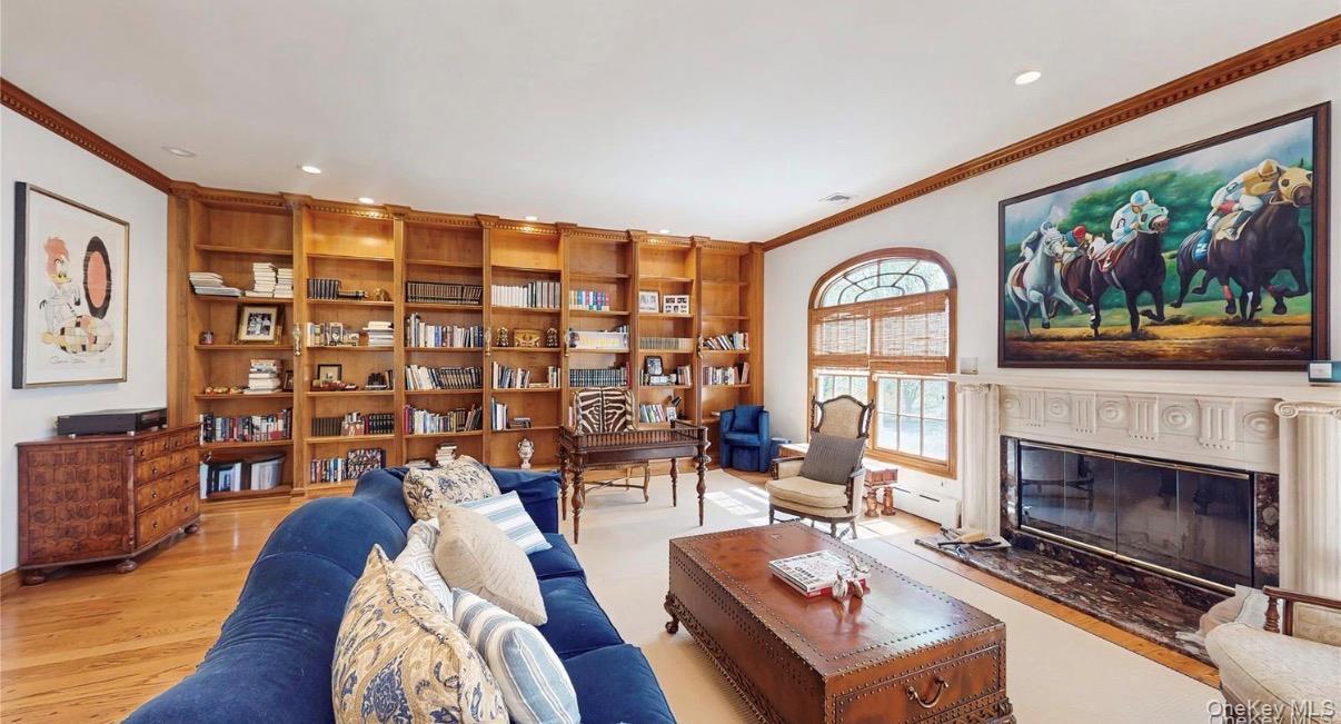 #11 photo, 406 Duck Pond, Locust Valley , NY 11560