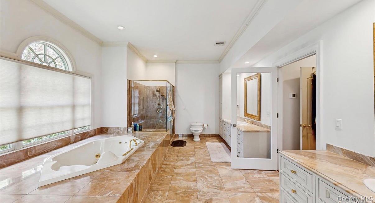 #15 photo, 406 Duck Pond, Locust Valley , NY 11560