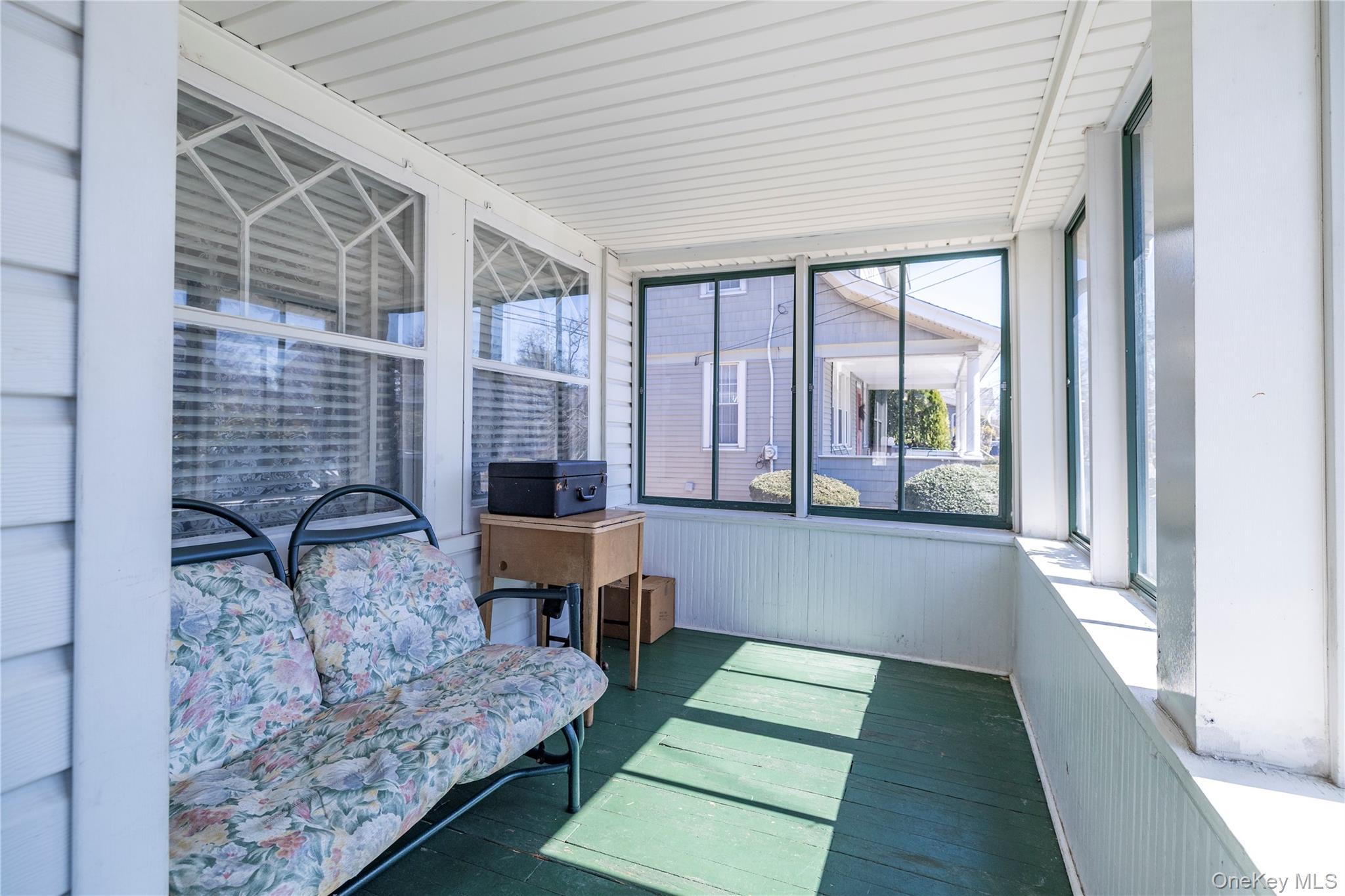 #4 photo, 65 Jarvis Place, Lynbrook , NY 11563