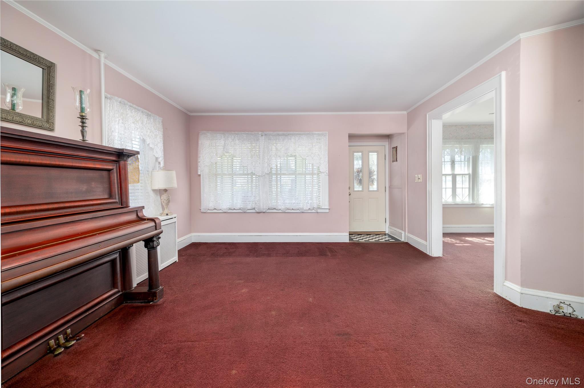 #6 photo, 65 Jarvis Place, Lynbrook , NY 11563