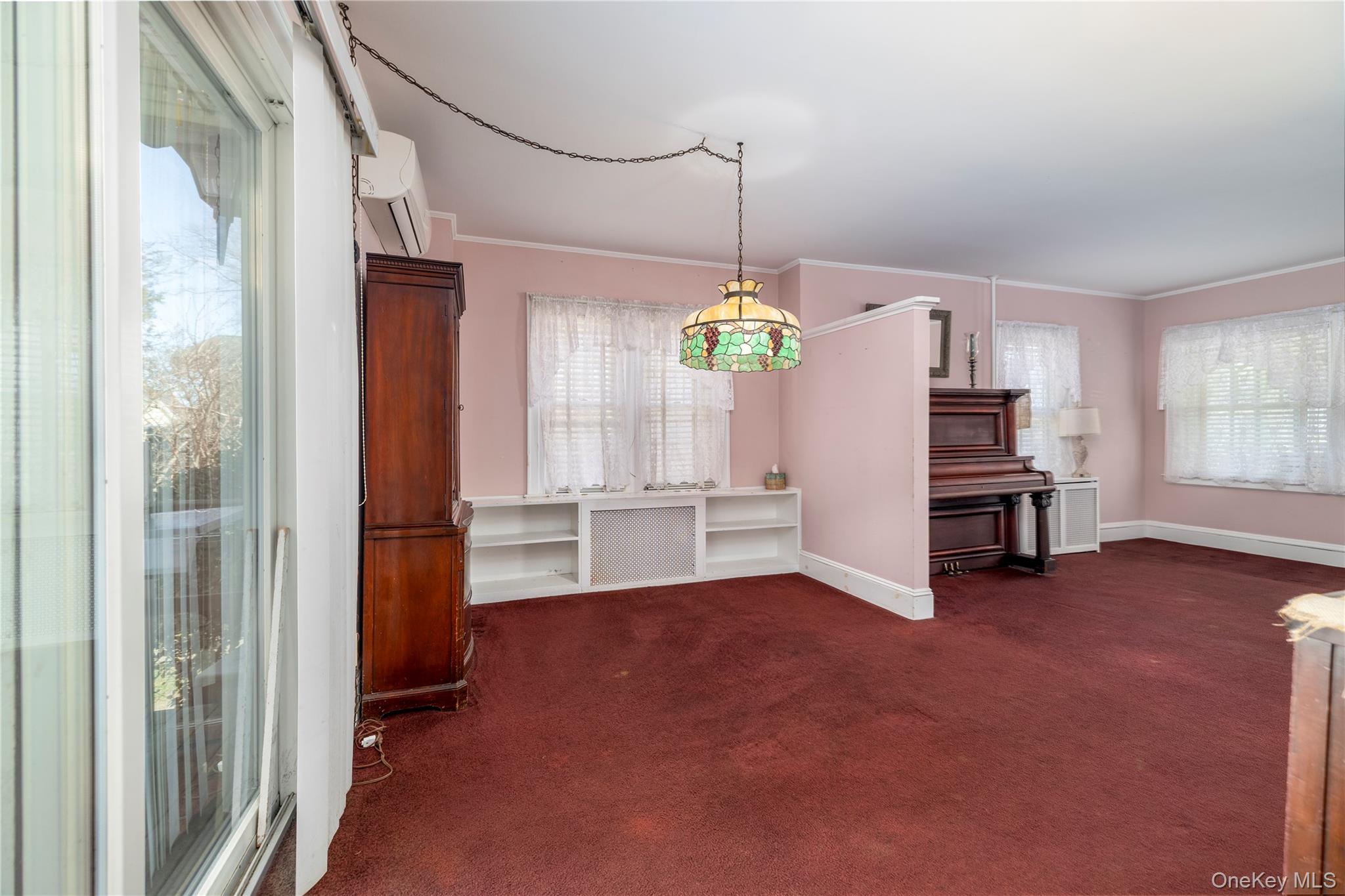 #8 photo, 65 Jarvis Place, Lynbrook , NY 11563