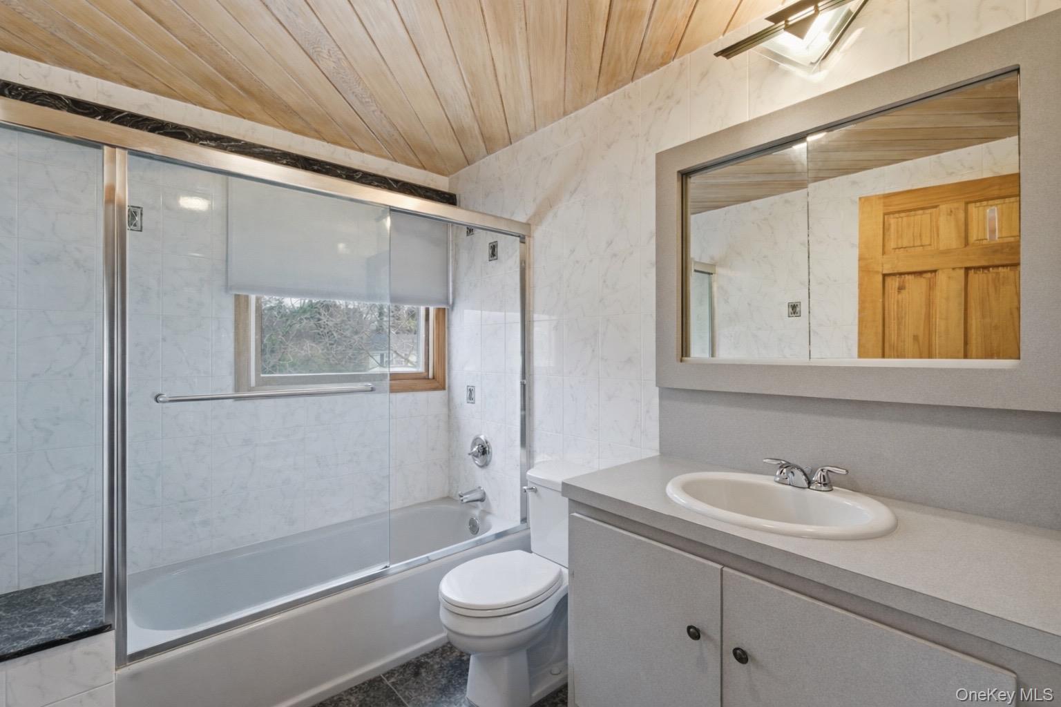 #15 photo, 25 Haskel Lane, 東長島 Stony Brook , NY 11790