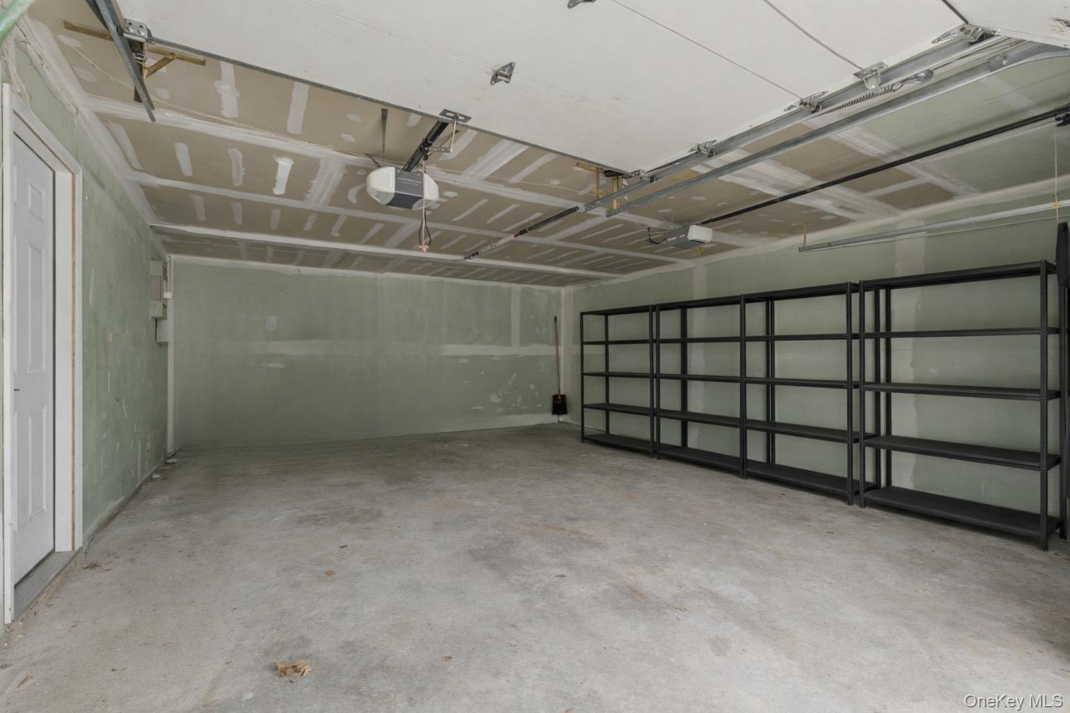 #18 photo, 25 Haskel Lane, 東長島 Stony Brook , NY 11790