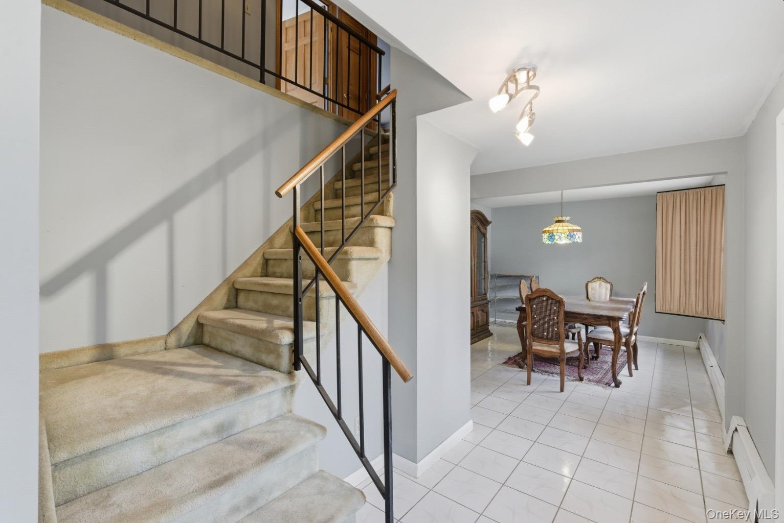 #4 photo, 25 Haskel Lane, Stony Brook , NY 11790