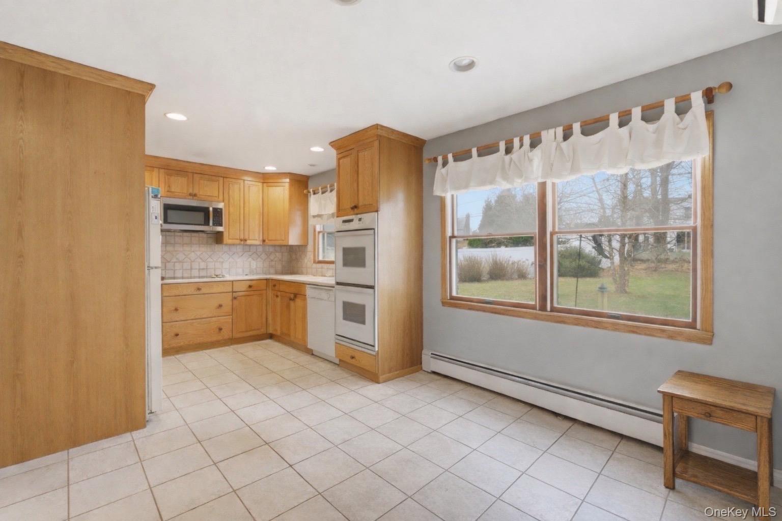 #8 photo, 25 Haskel Lane, Stony Brook , NY 11790