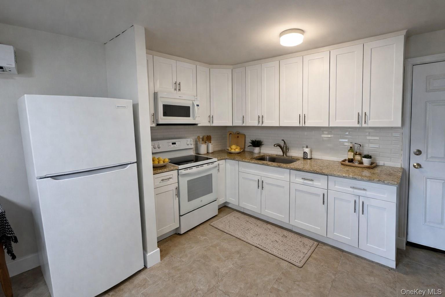 #1 photo, 110 Jericho Turnpike, Mineola , NY 11501