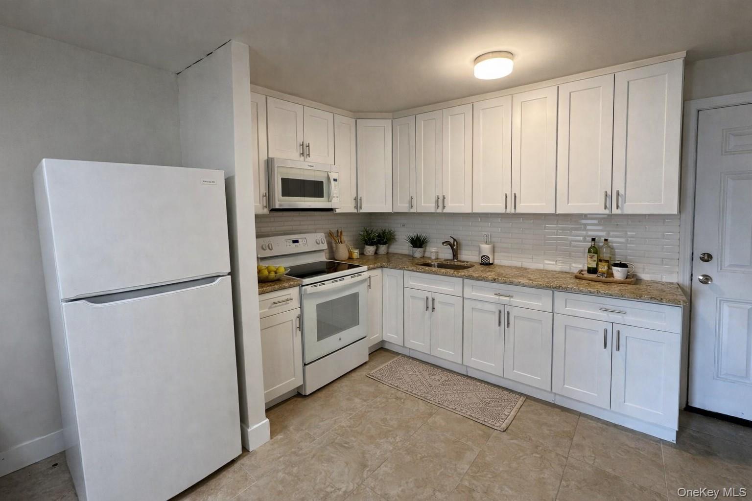 #3 photo, 110 Jericho Turnpike, Mineola , NY 11501