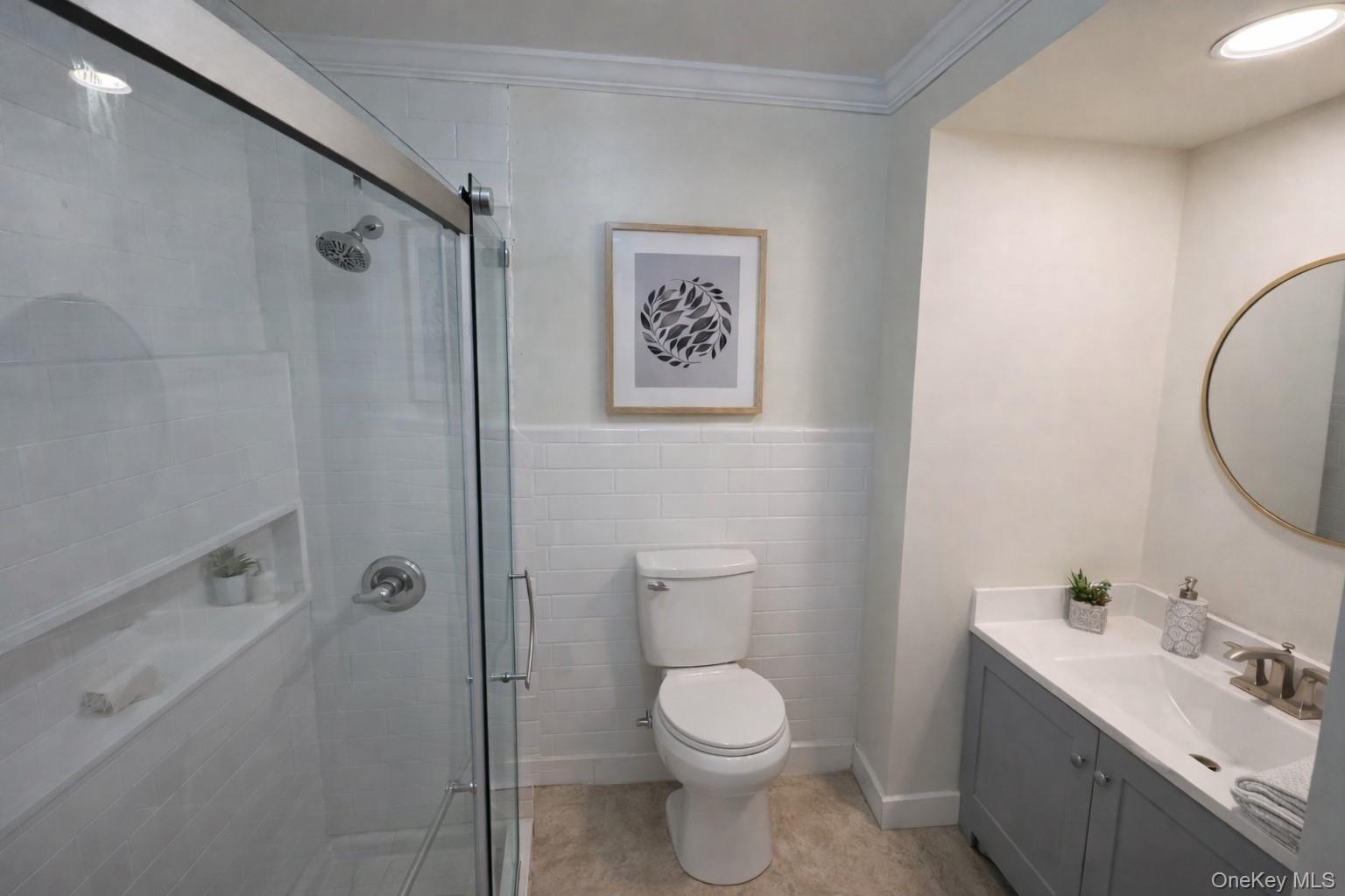 #7 photo, 110 Jericho Turnpike, Mineola , NY 11501