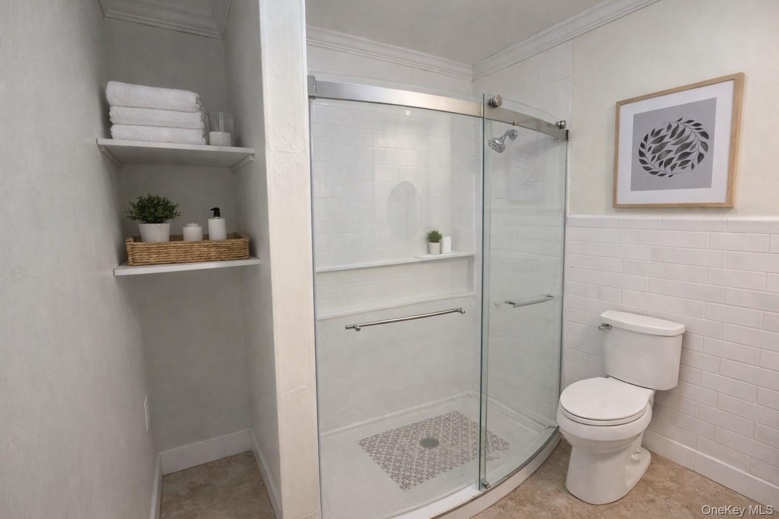 #8 photo, 110 Jericho Turnpike, Mineola , NY 11501