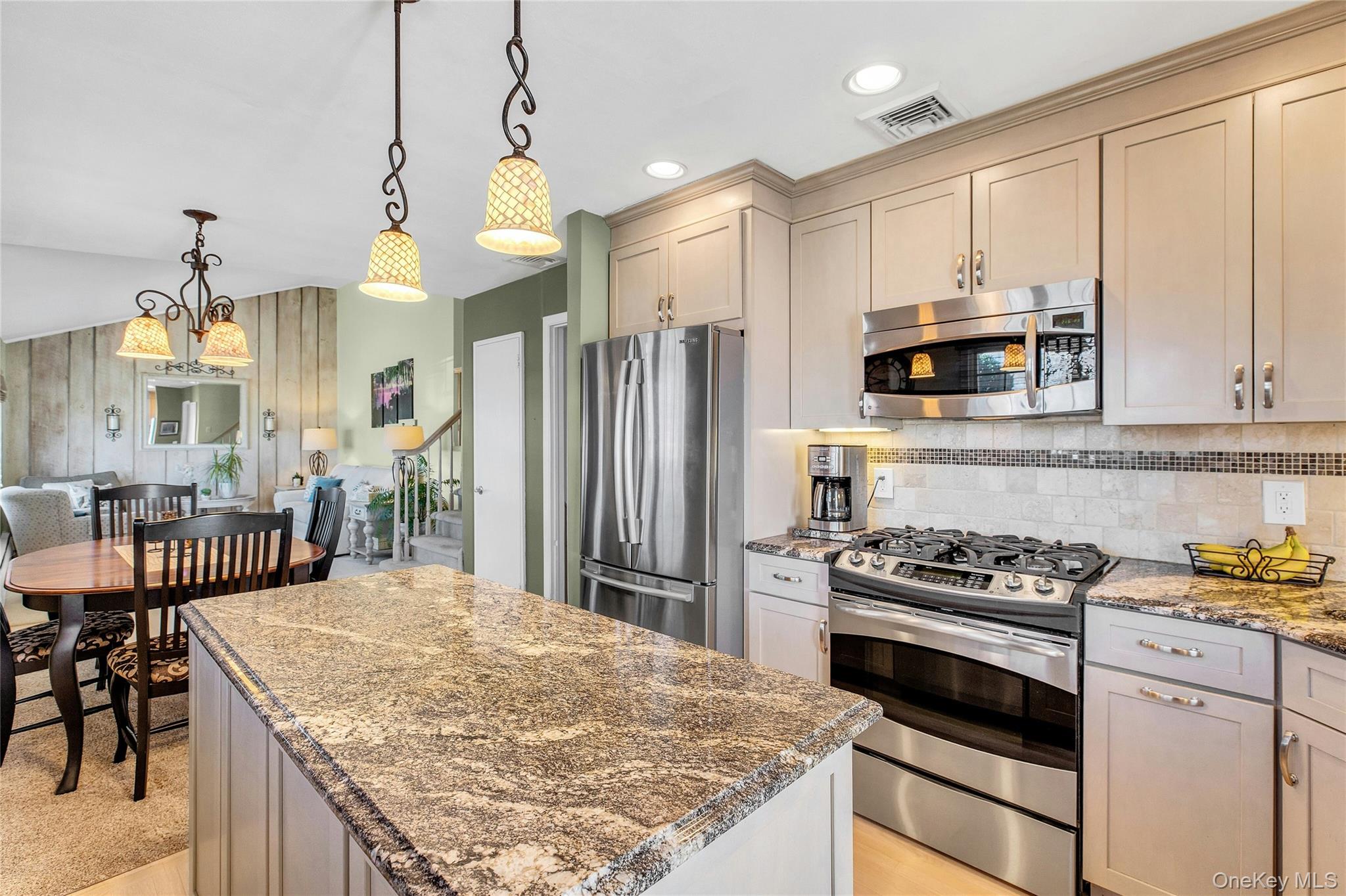 #9 photo, 114 Lowell Road, Sayville , NY 11782