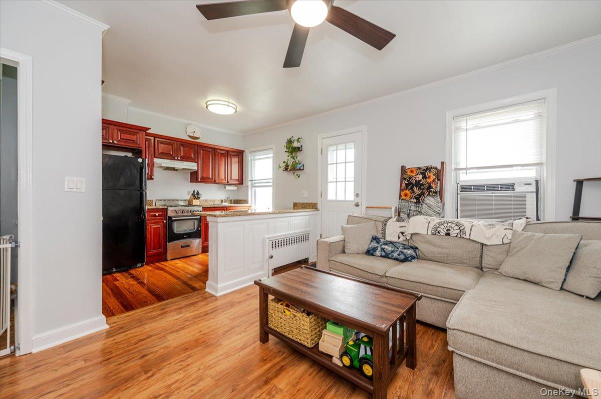 #5 photo, 365 W Hudson Street, Long Beach , NY 11561