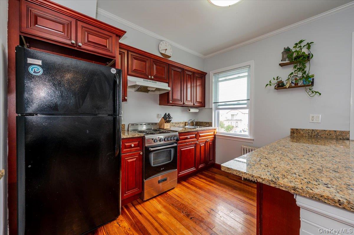 #7 photo, 365 W Hudson Street, Long Beach , NY 11561