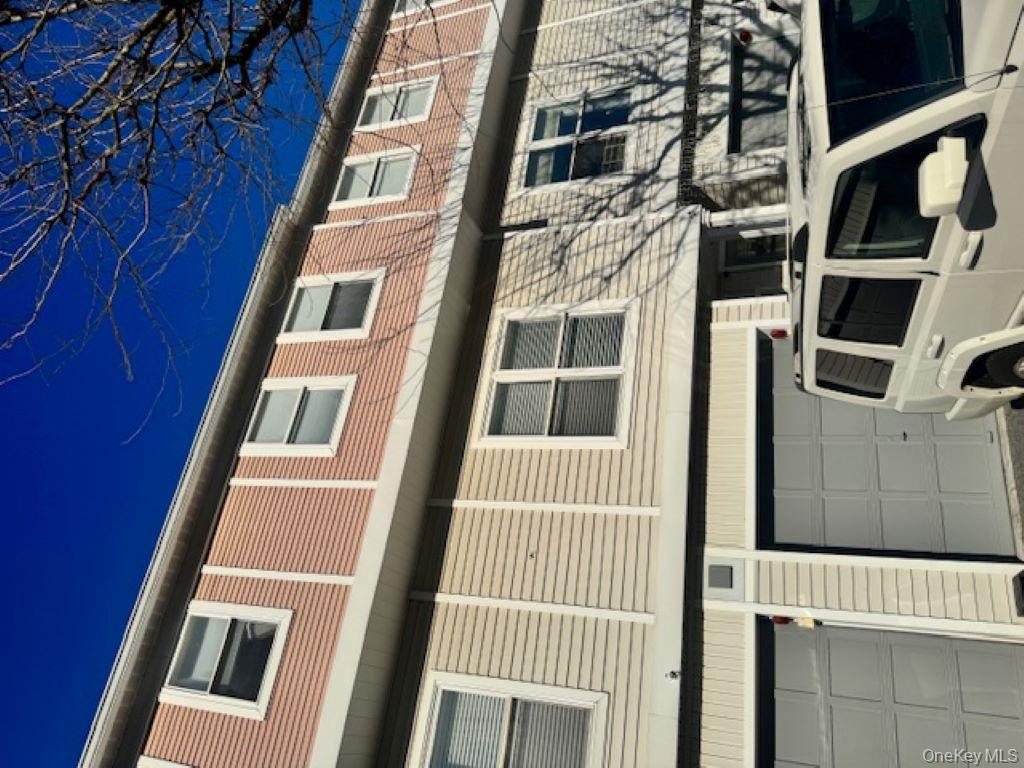 #1 photo, 11 Livingston Manor, Dobbs Ferry , NY 10522