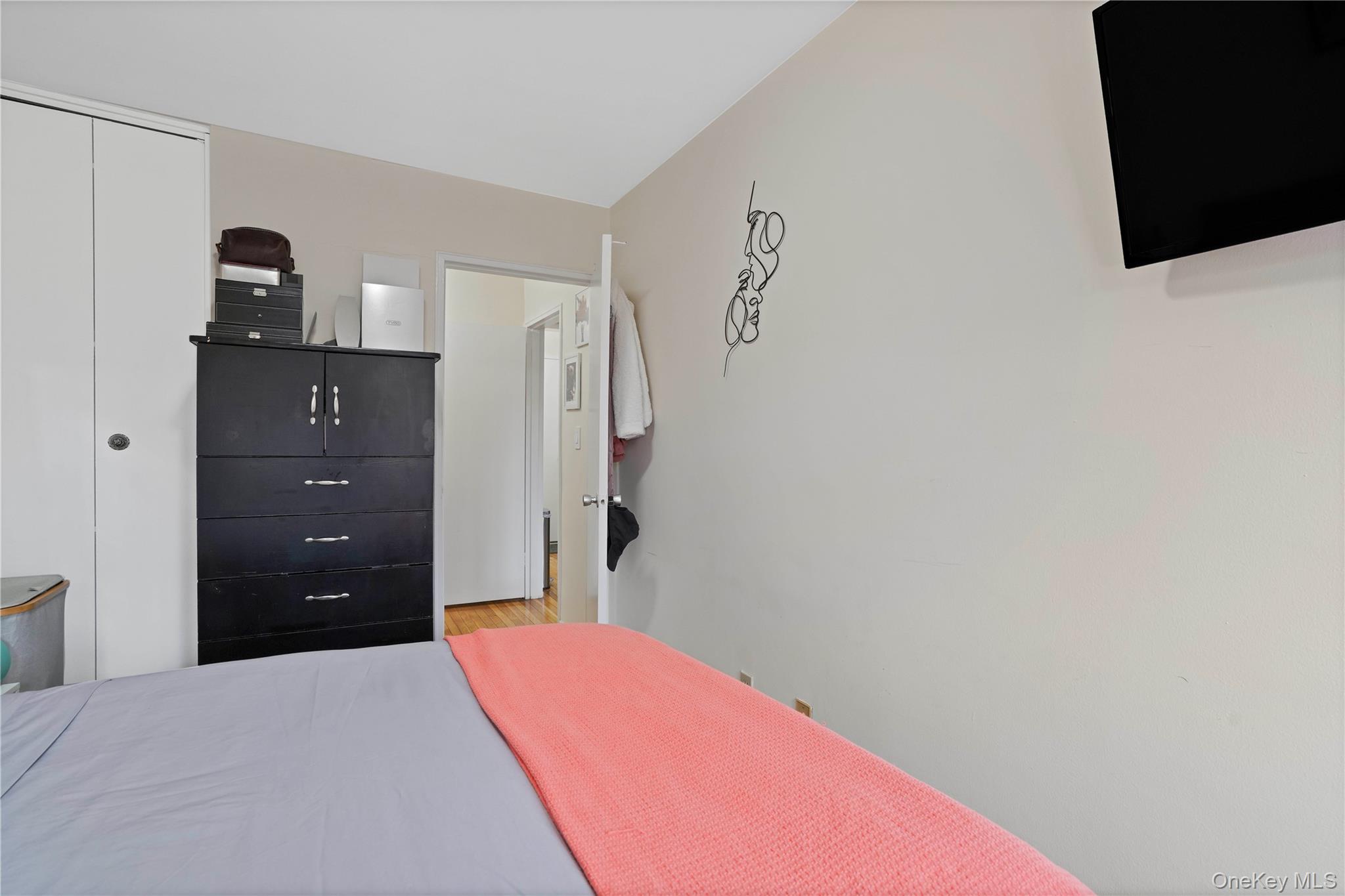 #5 photo, 80 E Hartsdale Avenue, Hartsdale , NY 10530