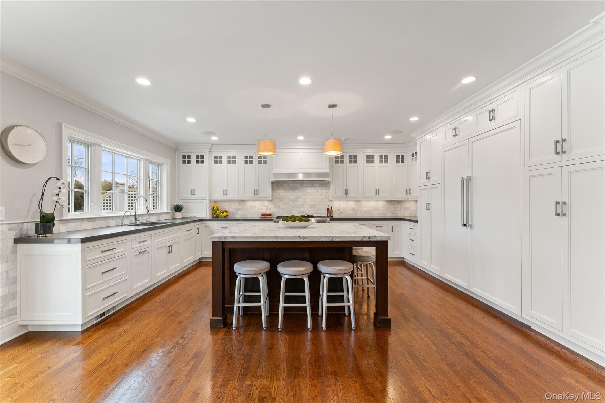 #11 photo, 326 Heathcote Road, Scarsdale , NY 10583